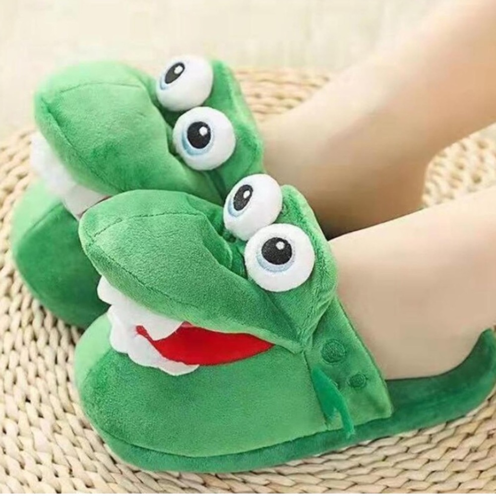 Slippers - Picture 8 of 8
